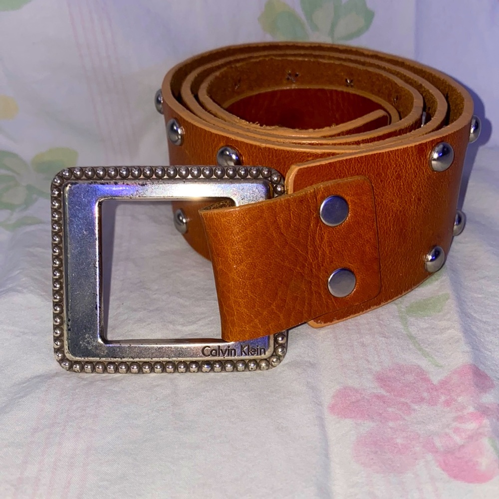Calvin Klein belt with silver dotted bb
